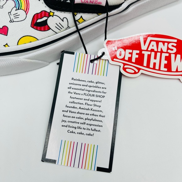 Classic Slip-On Vans - Picture 10 of 12